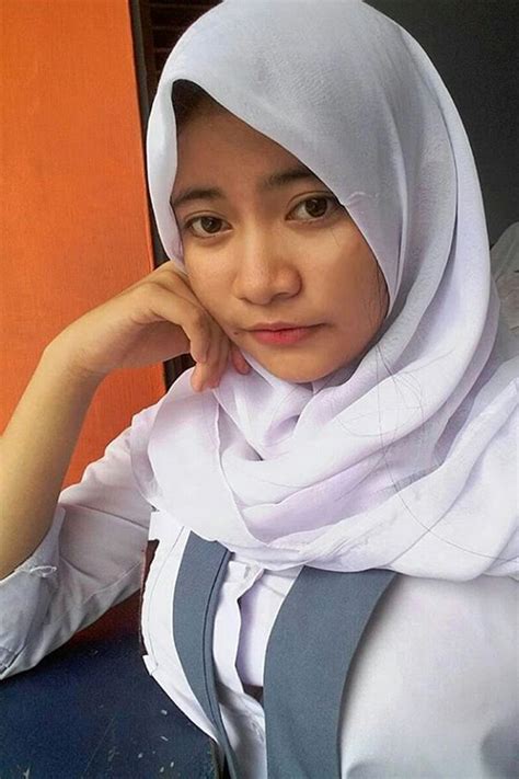 twitter jilbab hot|Indo Viral Jilbab Abg Sma Ngewe Kesakitan Dlam Kelas